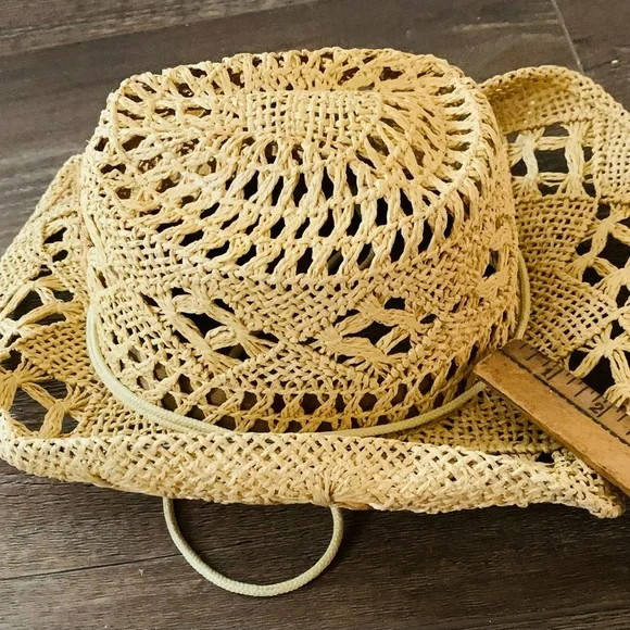 Hat - Picture 8 of 9